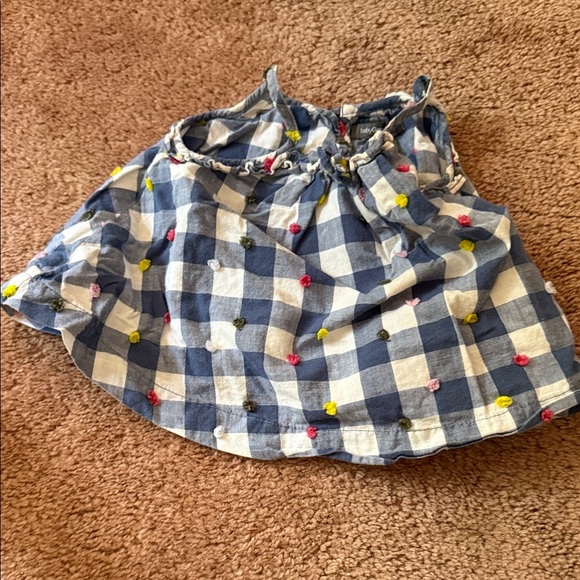 GAP Baby Blue Checkered Top with Floral Accents - Picture 1 of 3